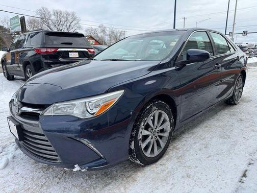 2016 Toyota Camry XLE