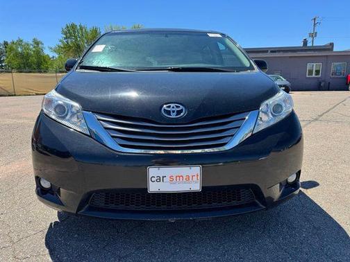 Attitude Black 2015 Toyota Sienna XLE