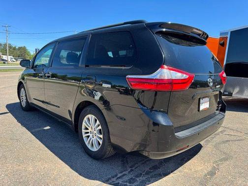 Attitude Black 2015 Toyota Sienna XLE