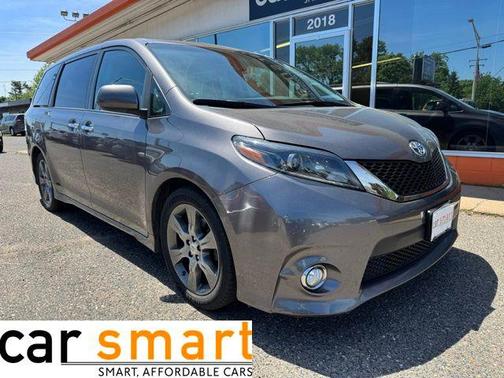Predawn Gray Mica 2015 Toyota Sienna SE
