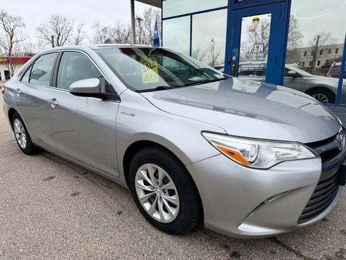 2016 Toyota Camry Hybrid LE