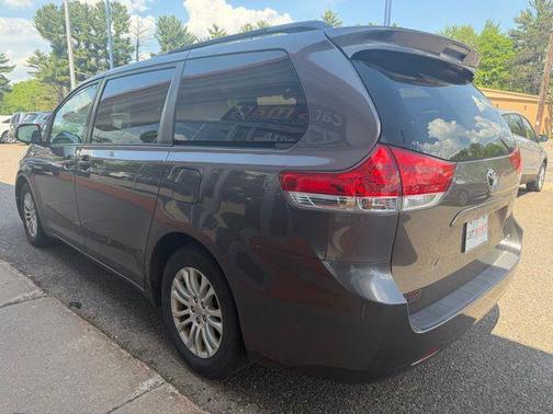 Predawn Gray Mica 2013 Toyota Sienna XLE