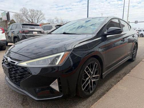 2019 Hyundai ELANTRA Sport