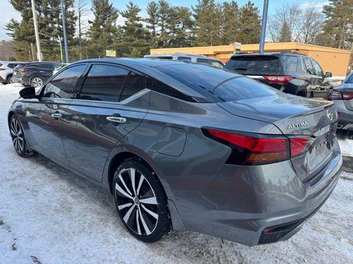 2019 Nissan Altima 2.5 Platinum