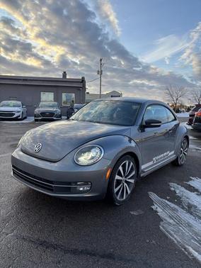 2012 Volkswagen Beetle Base