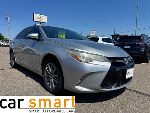 Celestial Silver Metallic 2017 Toyota Camry SE