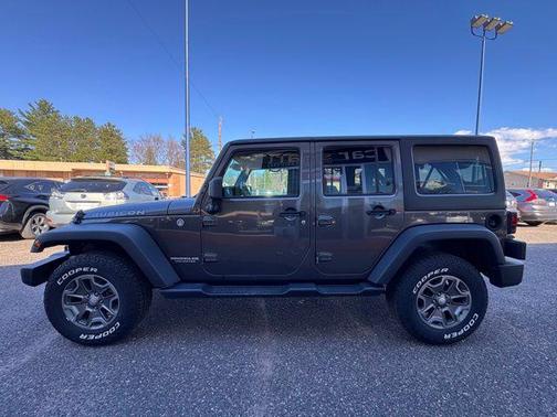 Granite Crystal Metallic Clearcoat 2017 Jeep Wrangler Unlimited Rubicon