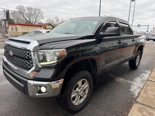 2018 Toyota Tundra SR5