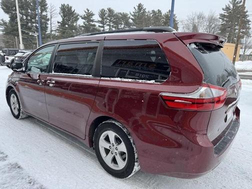 2015 Toyota Sienna LE
