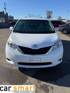 2013 Toyota Sienna LE
