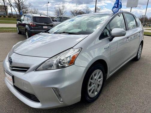 Classic Silver Metallic 2014 Toyota Prius v Three