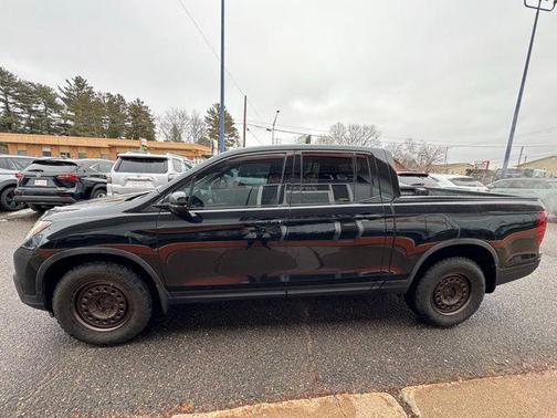 2017 Honda Ridgeline Black