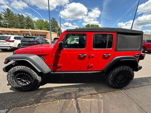 Firecracker Red Clearcoat 2022 Jeep Wrangler Unlimited Rubicon