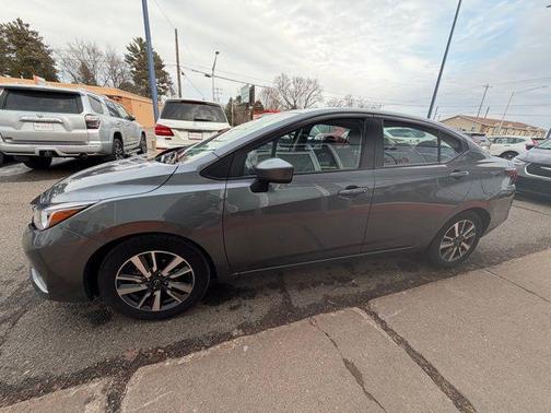 2023 Nissan Versa 1.6 SV