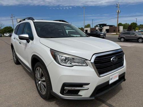Crystal White Pearl 2019 Subaru Ascent Touring 7-Passenger