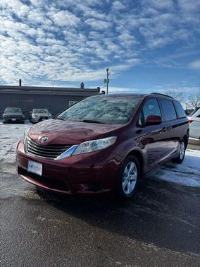 2012 Toyota Sienna LE