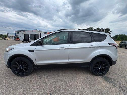 Ingot Silver 2018 Ford Escape SE
