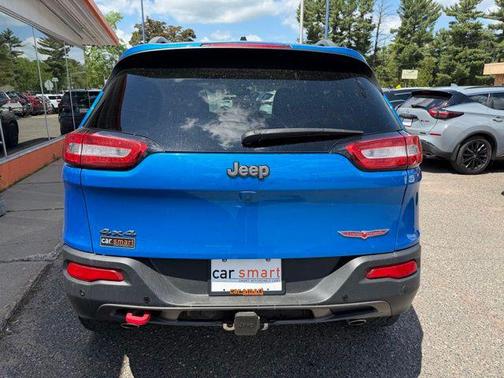 Blue 2018 Jeep Cherokee Trailhawk