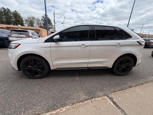 White Platinum Clearcoat Metallic 2019 Ford Edge ST