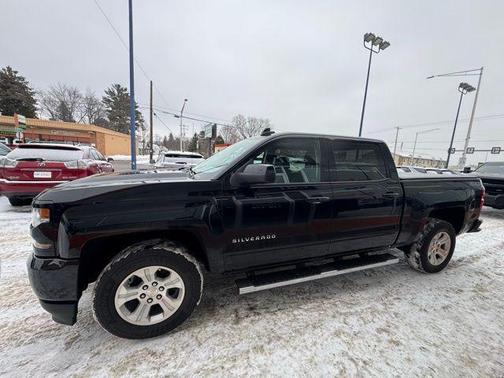 2017 Chevrolet Silverado 1500 2LT