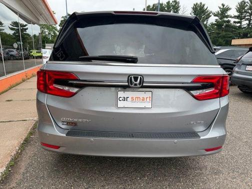 Silver 2021 Honda Odyssey Elite