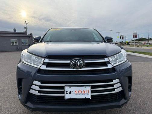 Shoreline Mist 2017 Toyota Highlander LE