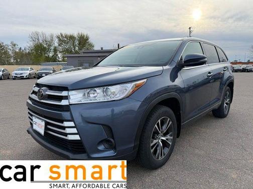 Shoreline Mist 2017 Toyota Highlander LE