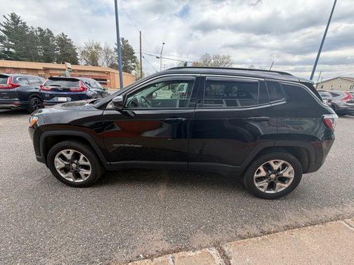 Diamond Black Crystal Pearlcoat 2020 Jeep Compass Limited