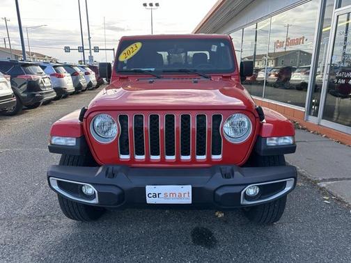 2023 Jeep Gladiator Overland