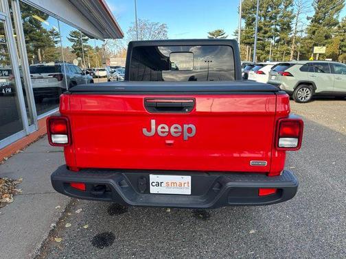 2023 Jeep Gladiator Overland