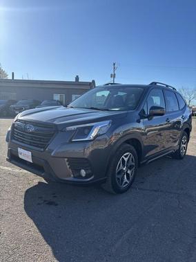 2023 Subaru Forester Premium