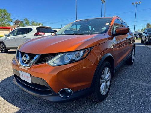 Monarch Orange 2017 Nissan Rogue Sport SV