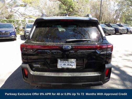 Crystal Black Pearl 2026 Subaru Outback Limited