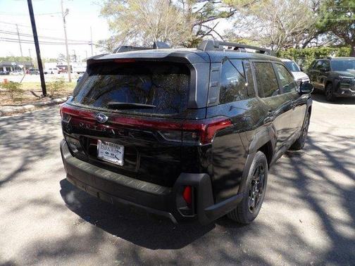Crystal Black Pearl 2026 Subaru Outback Limited