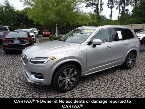 Silver 2024 Volvo XC90 Recharge Plug-In Hybrid T8 Ultimate 6-Seater