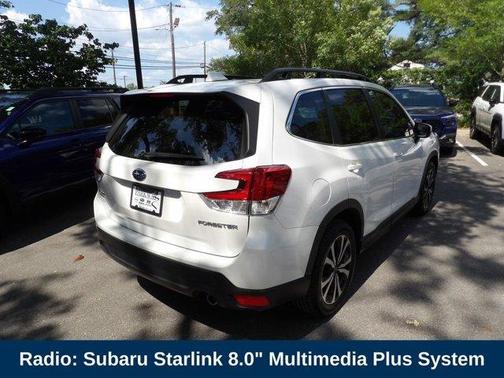 Crystal White Pearl 2022 Subaru Forester Limited