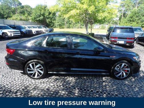 Deep Black Pearl Effect 2021 Volkswagen Jetta GLI 2.0T S