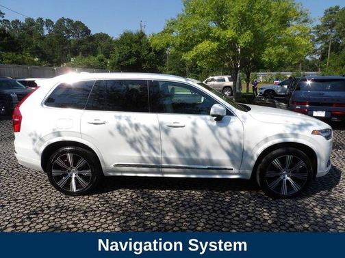 Crystal White 2024 Volvo XC90 Recharge Plug-In Hybrid T8 Plus Bright Theme 7 Passenger