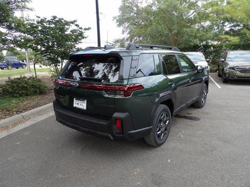 Deep Emerald Green 2026 Subaru Outback Premium