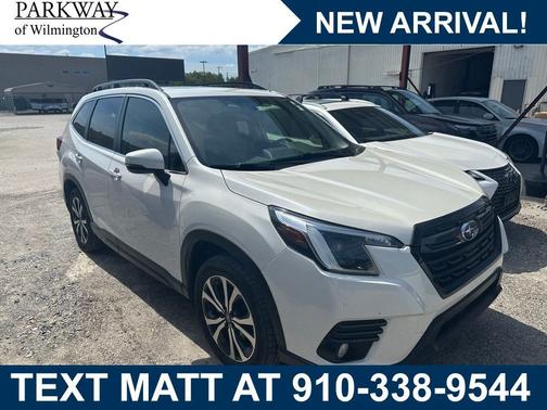 Crystal White Pearl 2023 Subaru Forester Limited