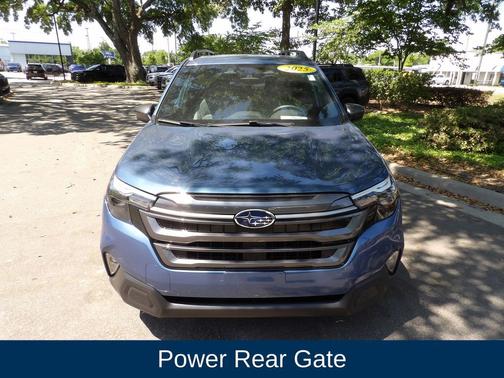 Horizon Blue 2025 Subaru Forester Premium