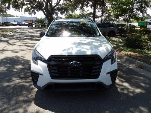 Crystal White Pearl 2023 Subaru Ascent Onyx Edition Limited