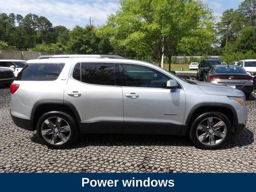 Quicksilver Metallic 2018 GMC Acadia SLT-2