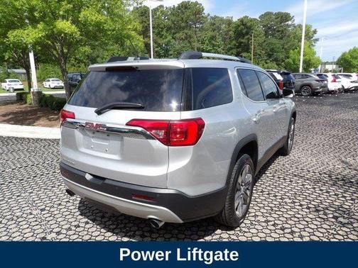 Quicksilver Metallic 2018 GMC Acadia SLT-2