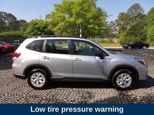 Ice Silver Metallic 2020 Subaru Forester