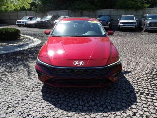 Red 2025 Hyundai ELANTRA SEL Convenience