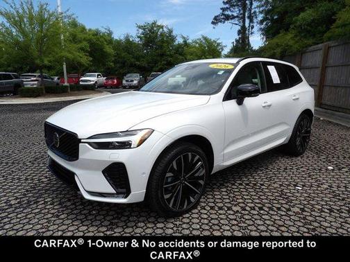 Crystal White 2026 Volvo XC60 B5 Ultra