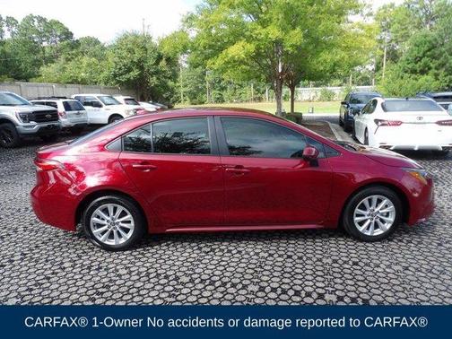 Pearl 2023 Toyota Corolla LE