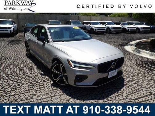 Silver 2024 Volvo S60 B5 Ultimate Dark Theme