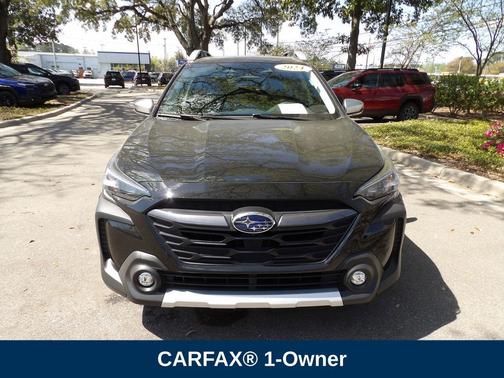 Crystal Black Silica 2024 Subaru Outback Touring